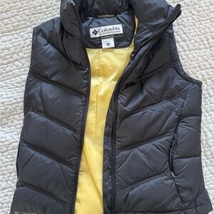 Columbia Black Vest with Bright Yellow Interior